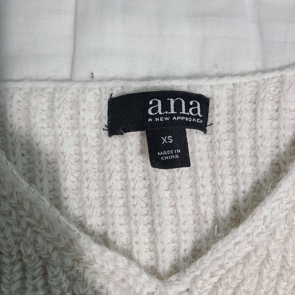 a.n.a White and Gold Sweater XS - Picture 2 of 6